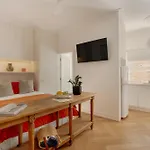 Bondi Beach Bliss Studio
